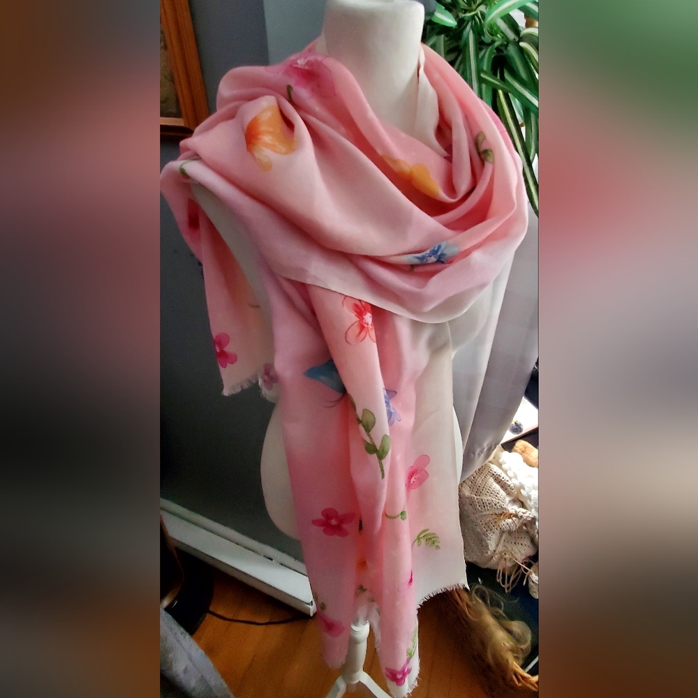 Chic Pink Floral Scarf